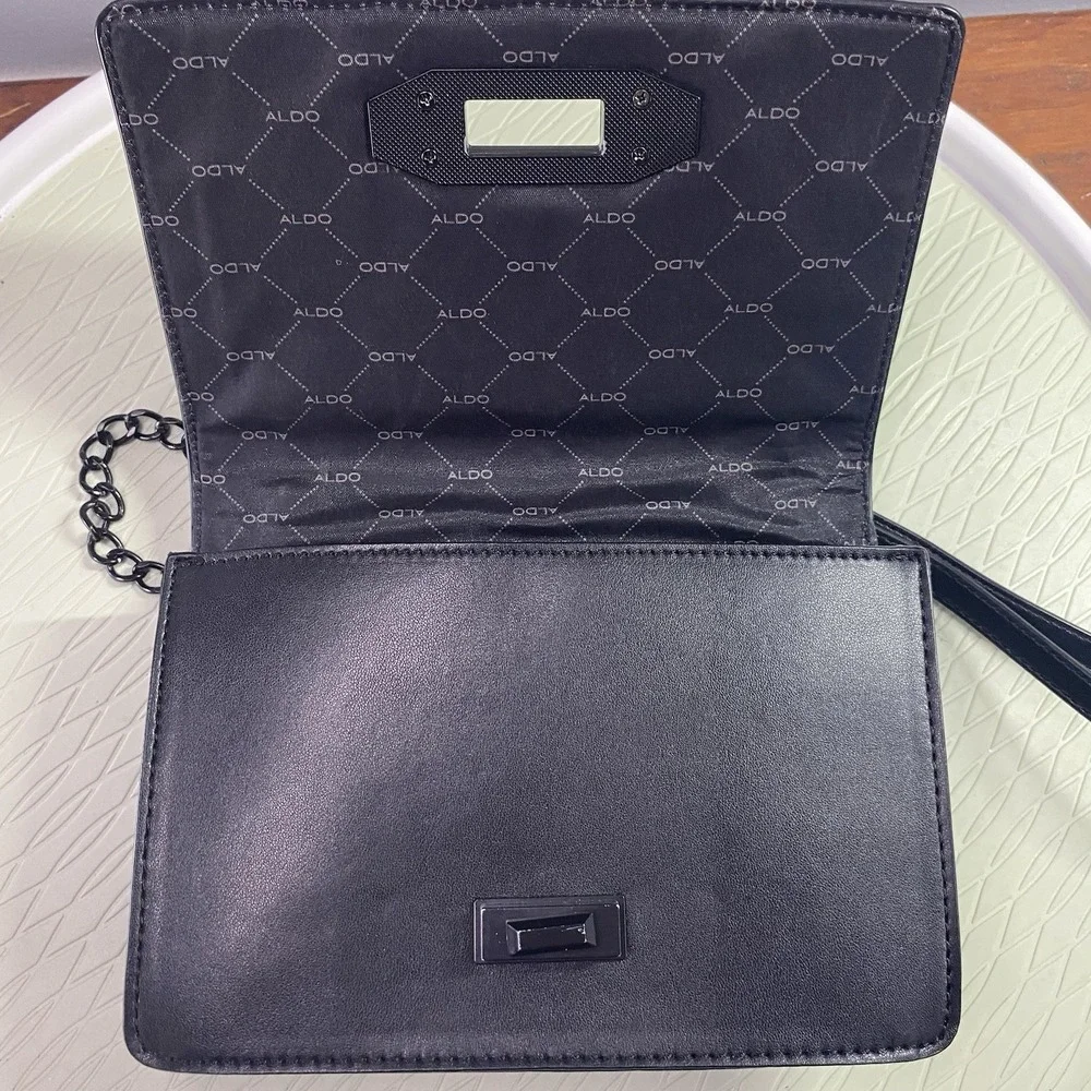 Aldo Crossbody‎ Women's Purse Black& White Animal Print Chain-strap 8x6x2